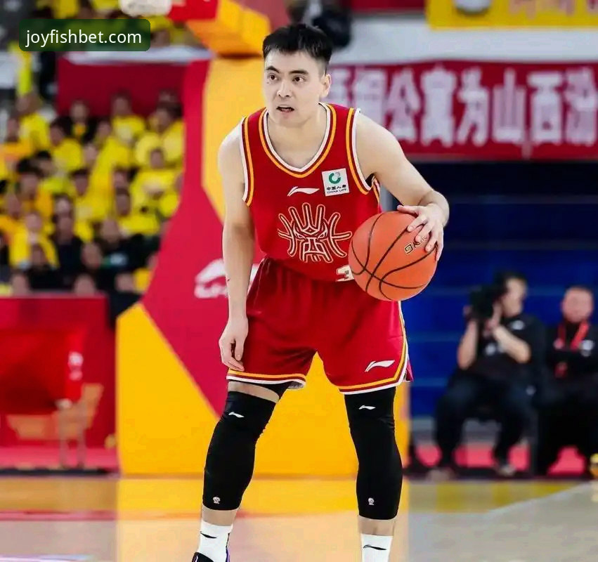 CBA季后赛最新动态：山西97-94险胜青岛 2-0横扫晋级八强将战广厦